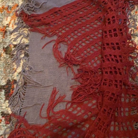 Perfectly knit, infinity scarf!! - Picture 8 of 9